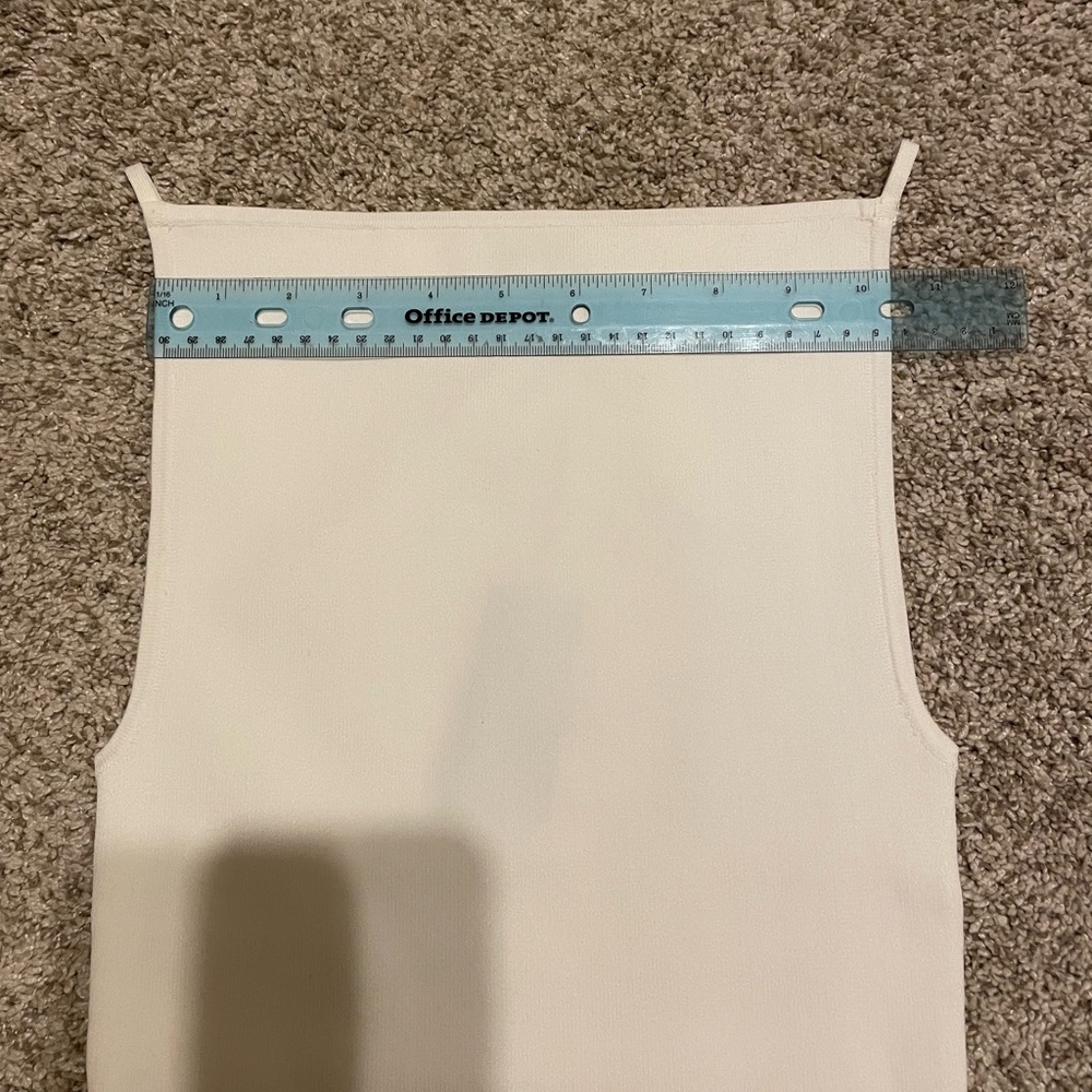 Aritzia Babaton Reputation Tank Top White Small - Picture 4 of 6